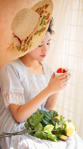 迪拜的女孩在线观看完整免费高清满天星