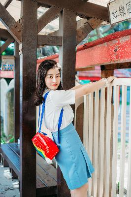 迷人的保姆在线观看